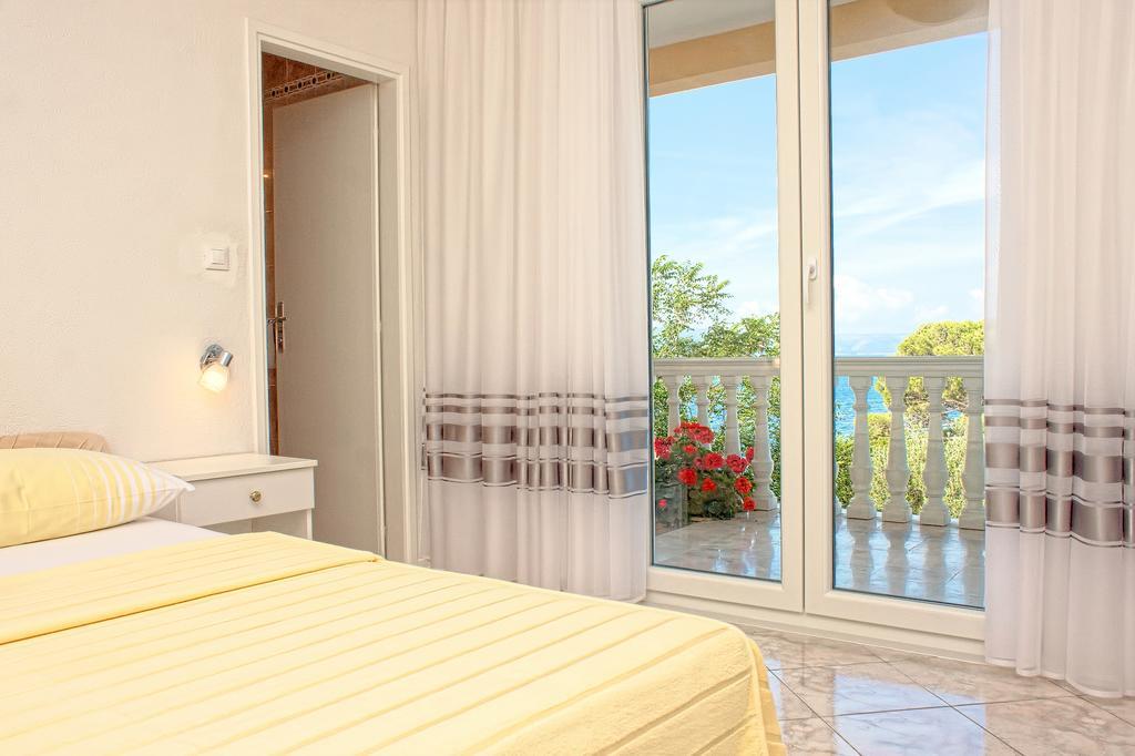 Apartments And Rooms Katarina Zivogosce Exterior photo