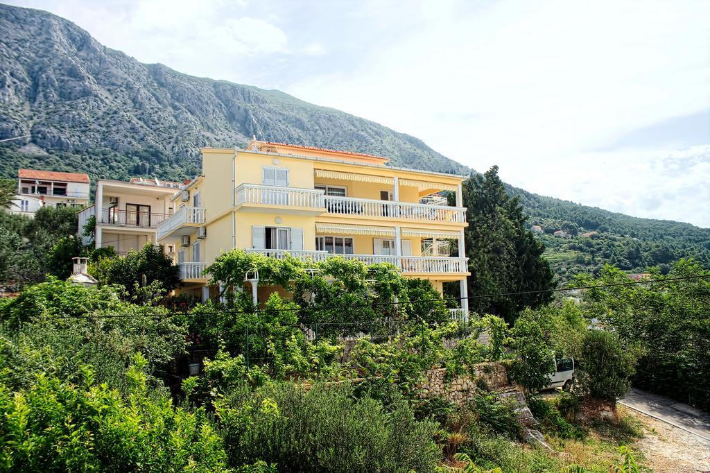 Apartments And Rooms Katarina Zivogosce Exterior photo